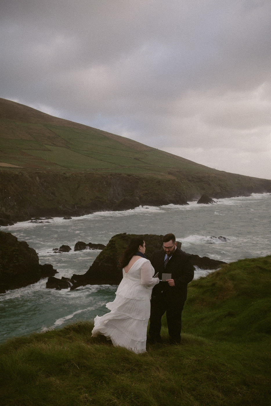 stormy sunset elopement ceremony in the Dingle peninsula
