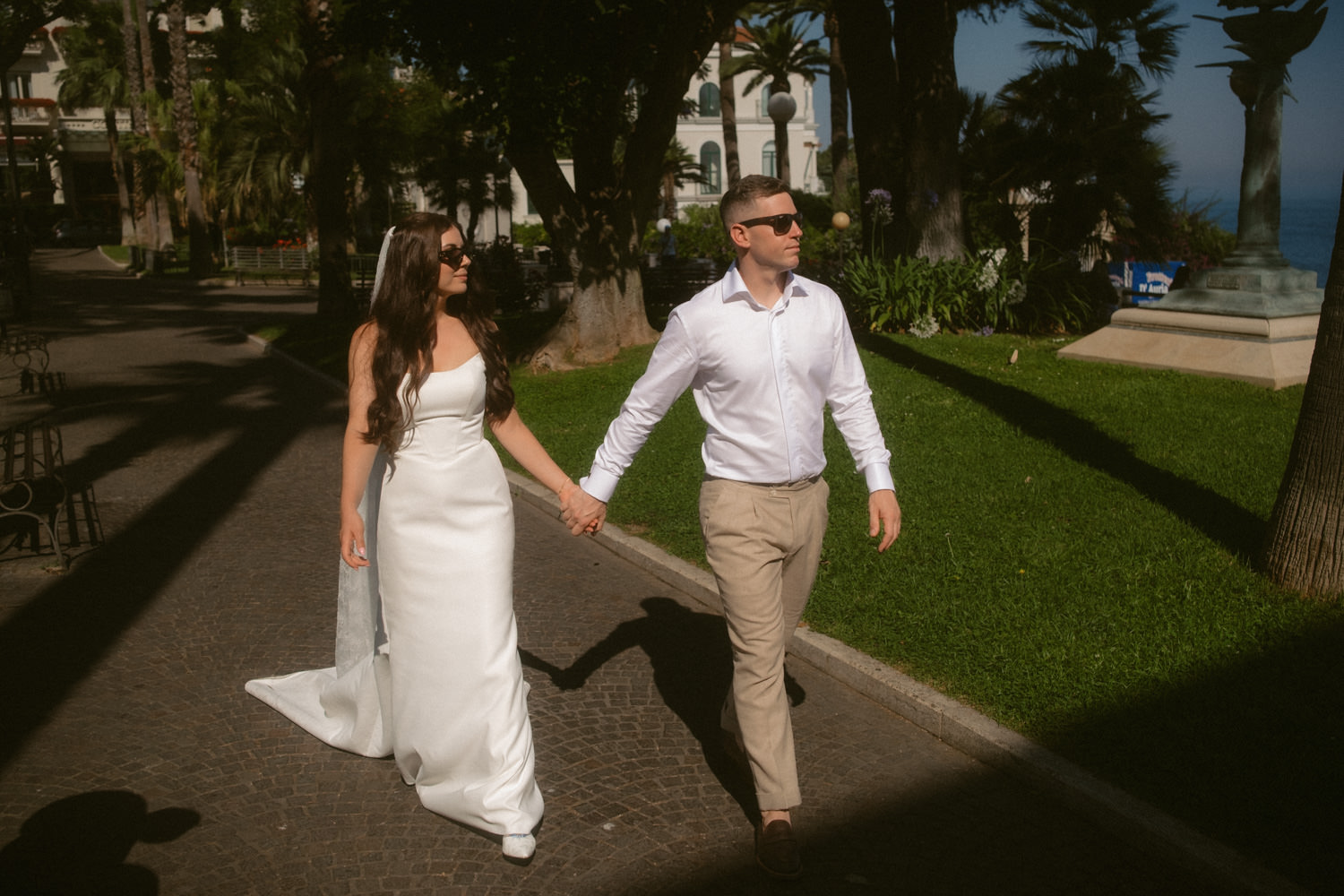 A bride and groom on their elopement in Sorrento